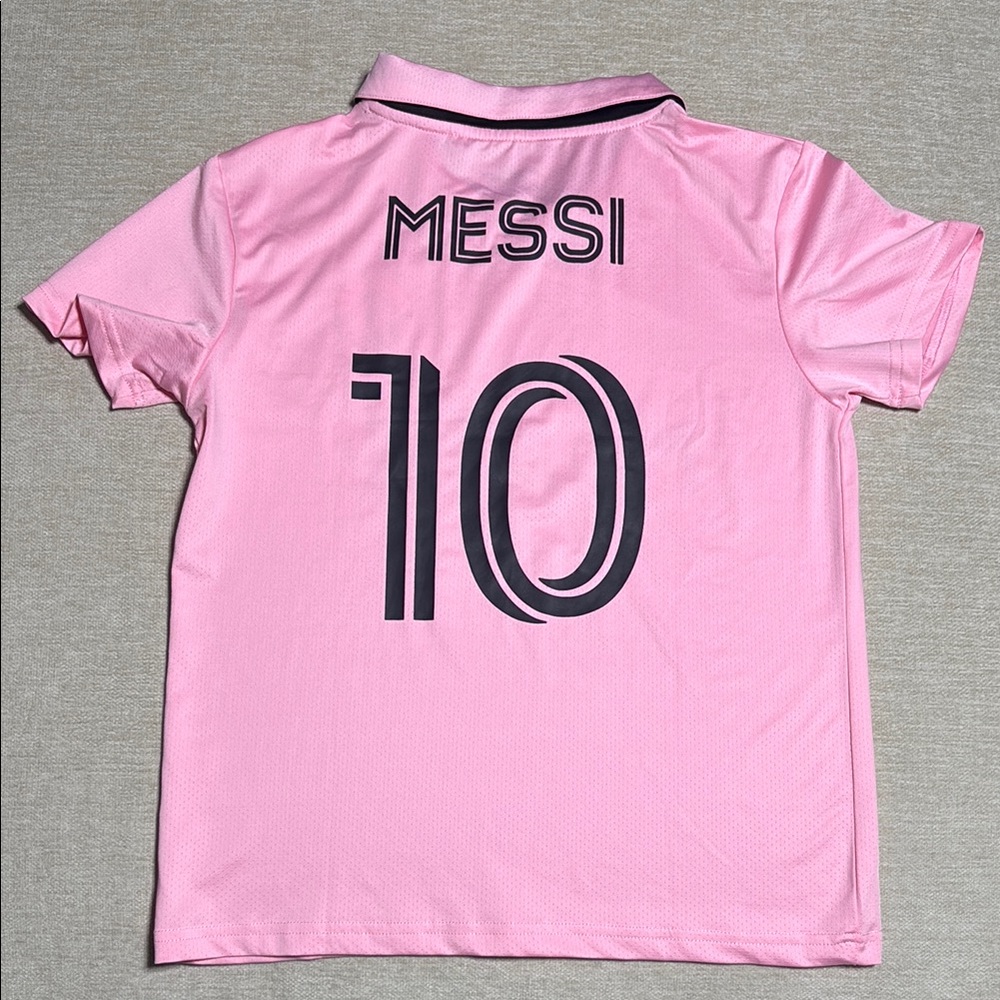 Kids Pink Soccer Jersey size 10 Y